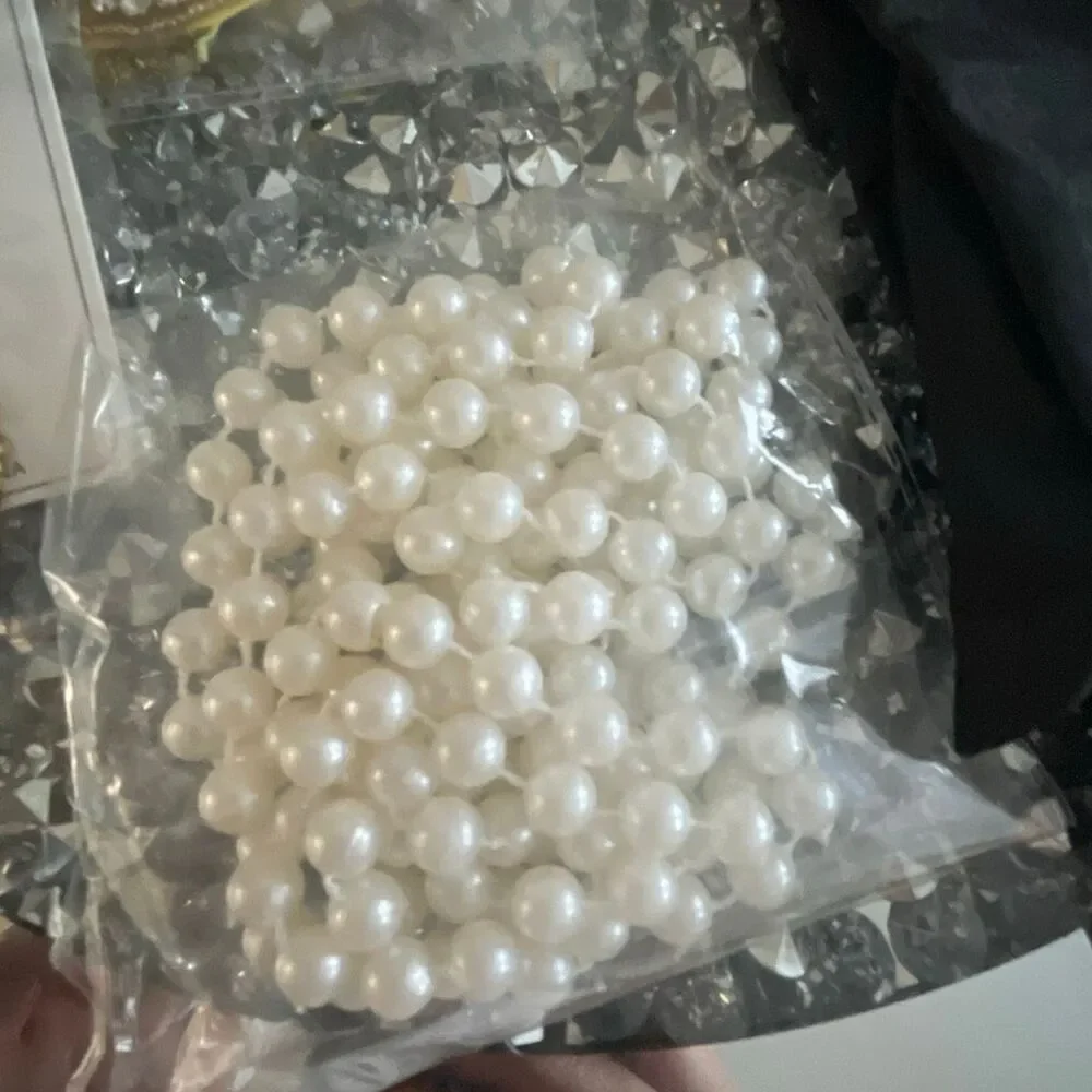 Brand new 1920s-1930s flappers accessories gloves, head band, necklace, cigar - Picture 7 of 9